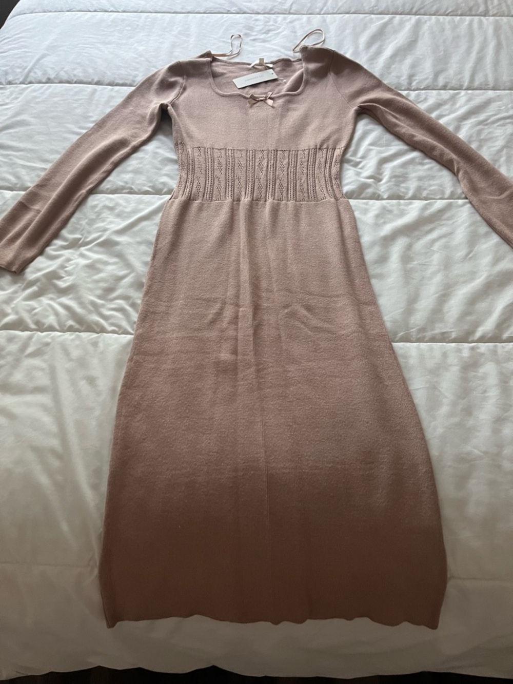 Ribbed Waist Long Sleeve Midi Dress in Blush
